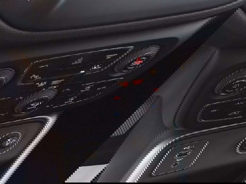 Jeep Compass usata a Firenze (16)