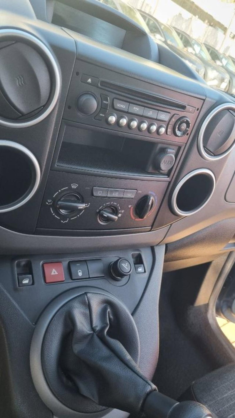 Citroen Berlingo usata a Savona (12)