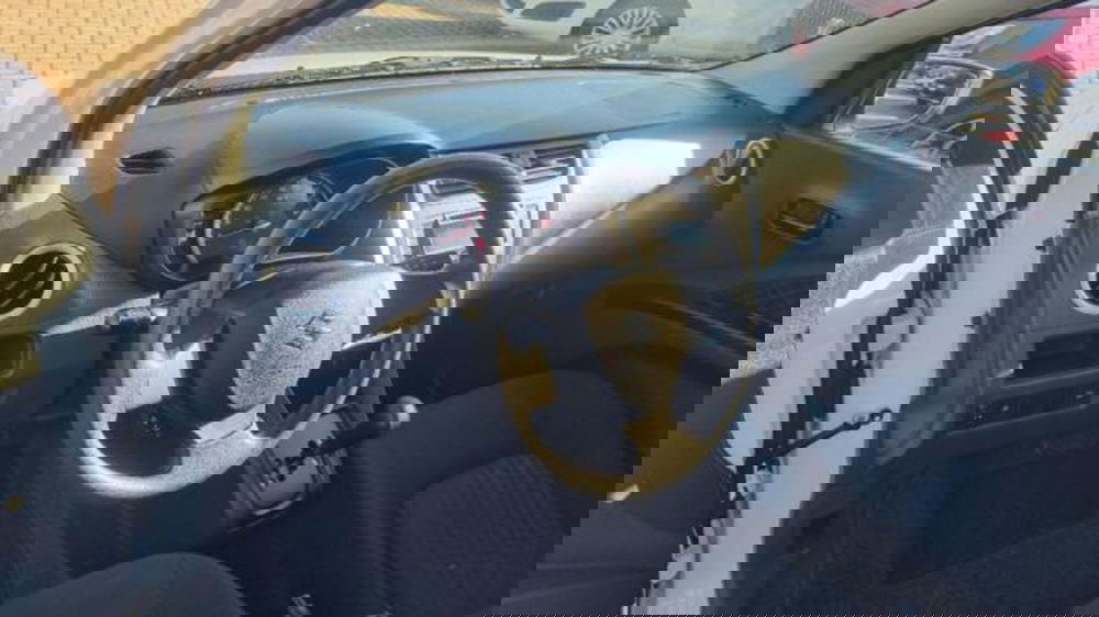 Suzuki Celerio usata a Savona (13)