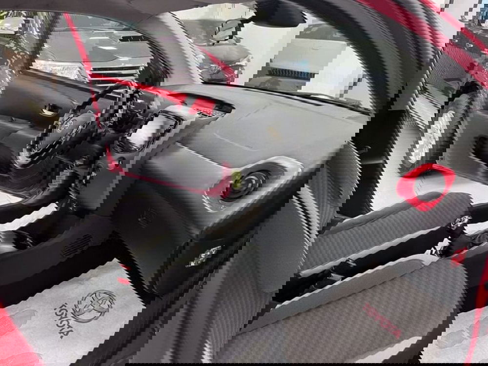 Toyota Aygo usata a Prato (9)