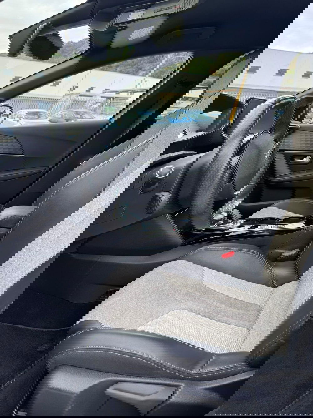 Peugeot 208 usata a Cosenza (9)