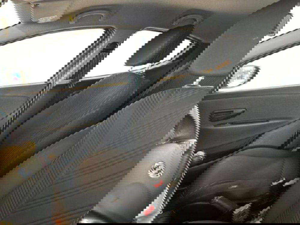 Lancia Ypsilon usata a Bologna (15)