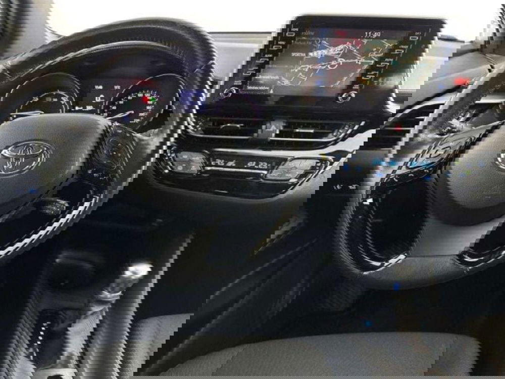 Toyota Toyota C-HR usata a Bologna (13)