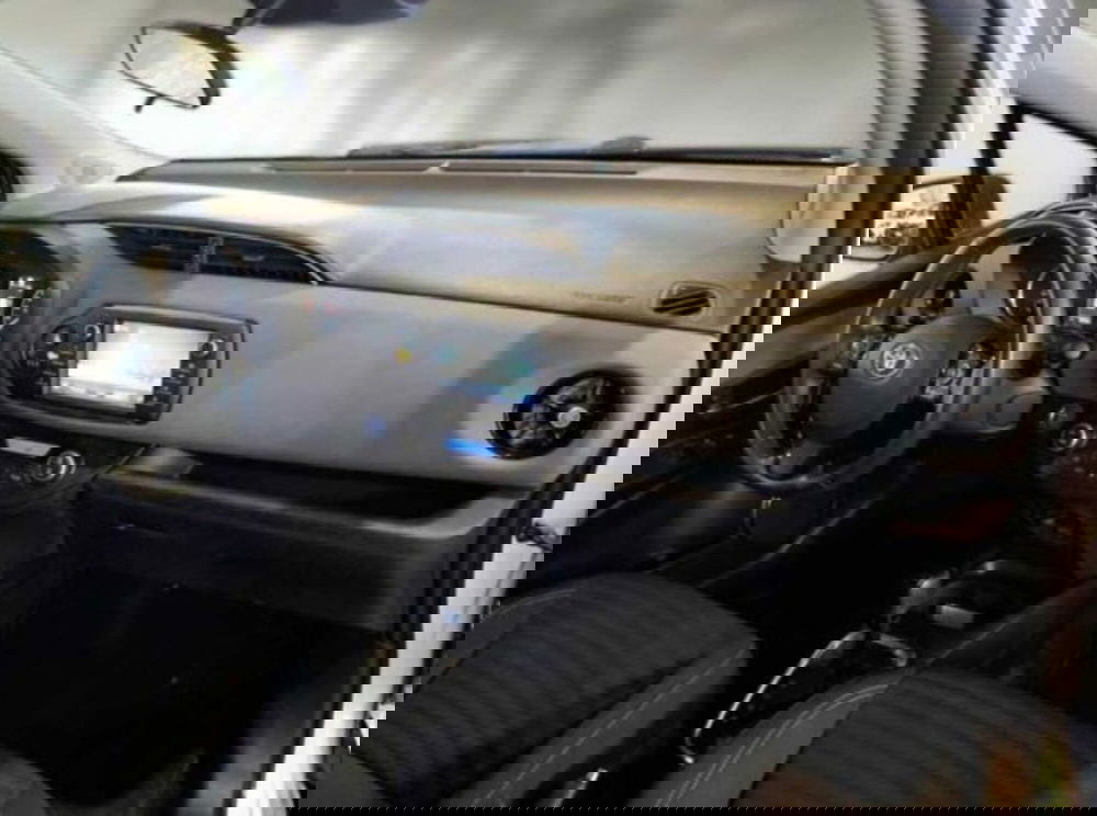 Toyota Yaris Cross usata a Bologna (3)