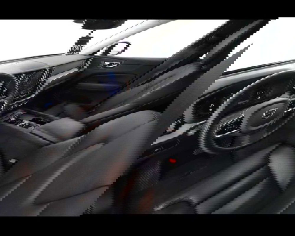 Volvo XC60 usata a Bologna (9)