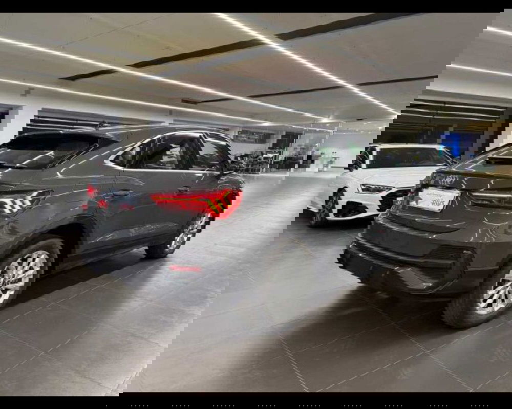 Audi Q3 Sportback usata a Bologna (2)