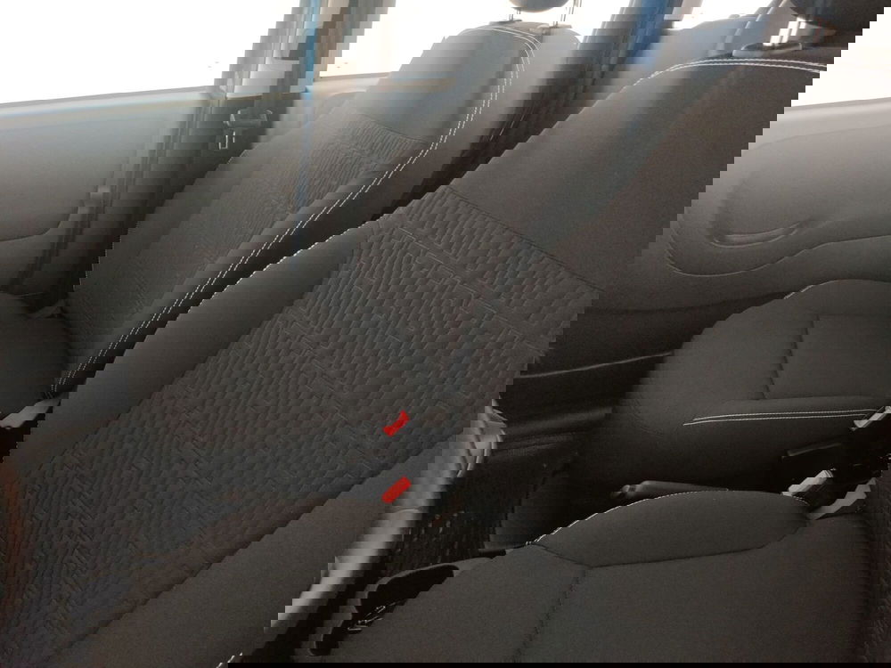 Fiat Panda Cross nuova a Caserta (20)