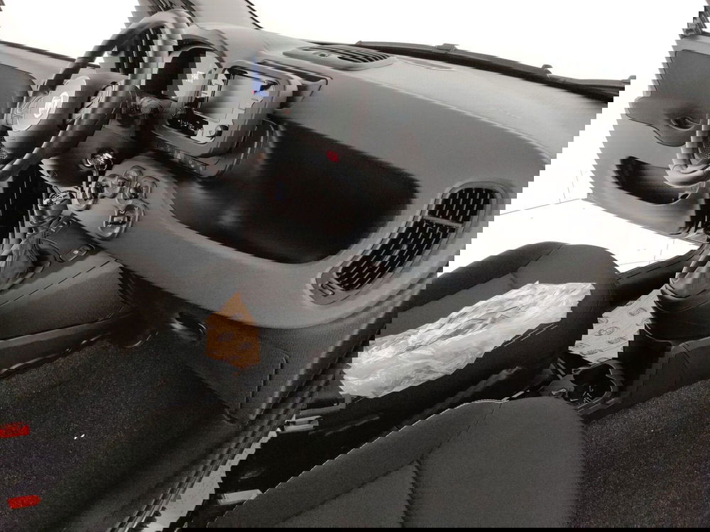 Fiat Panda Cross nuova a Caserta (13)