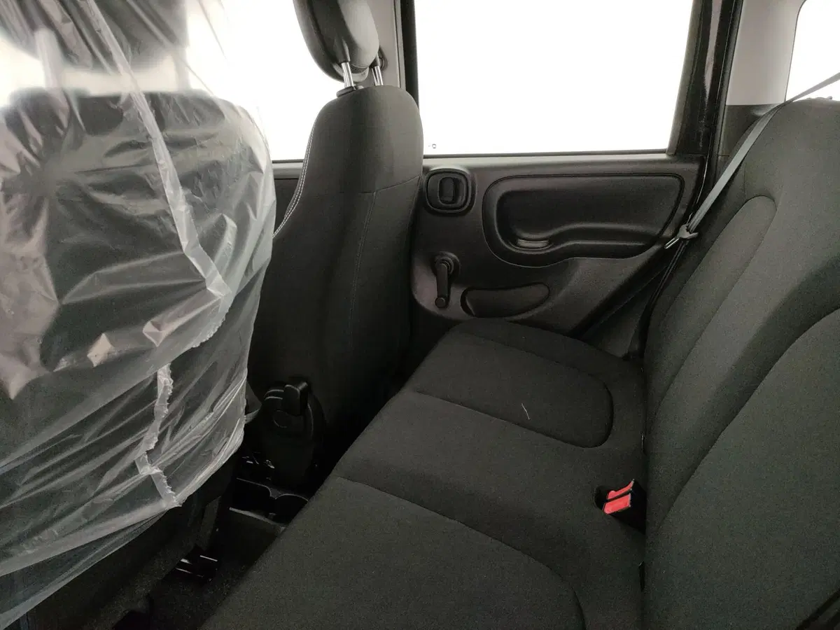 Fiat Panda Cross nuova a Caserta (16)