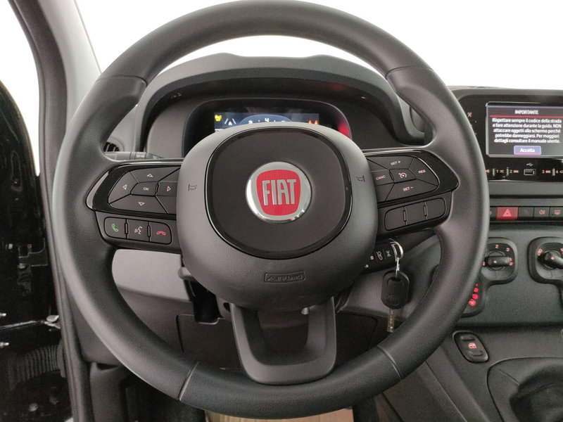 Fiat Panda Cross nuova a Caserta (19)