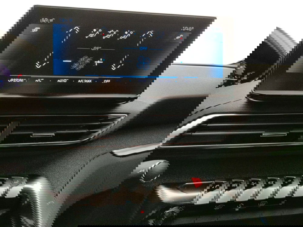 Peugeot 3008 usata a Caserta (18)