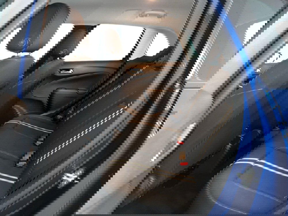 Opel Crossland X usata a Torino (8)