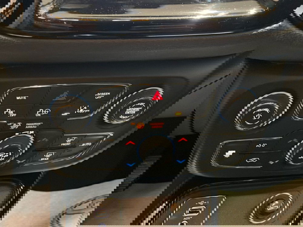 Jeep Compass usata a Catania (14)