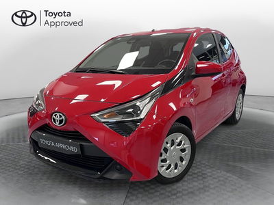 Toyota Aygo Connect 1.0 VVT-i 72 CV 5 porte x-play del 2020 usata a Prato