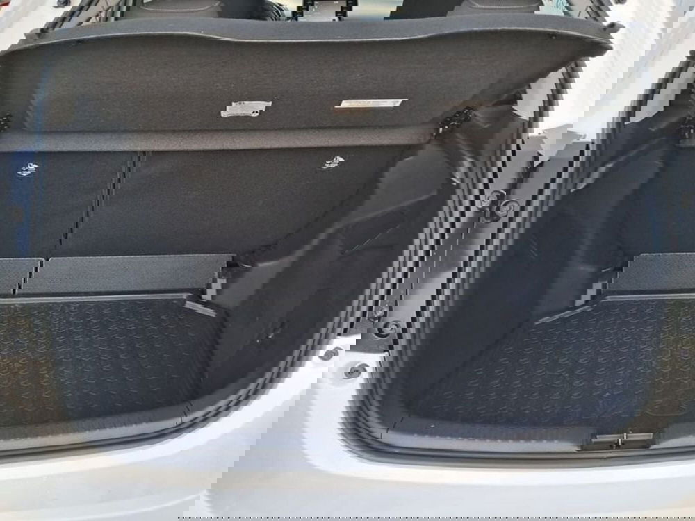 Toyota Yaris Cross usata a Cagliari (9)