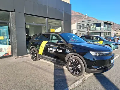 Opel Grandland 1.2 hybrid GS s&amp;s 136cv dct6 del 2025 usata a Saint-Christophe