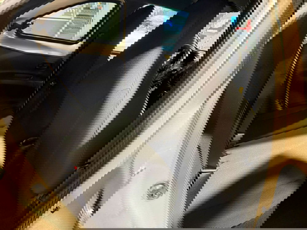 Toyota Aygo X usata a Frosinone (5)
