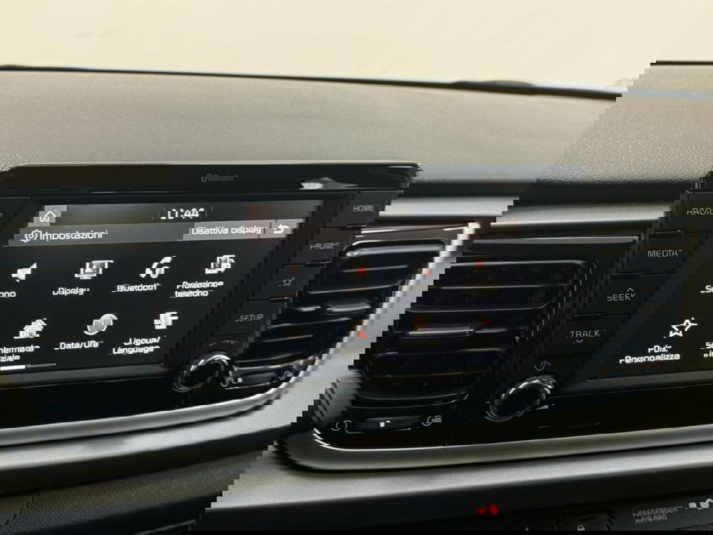 Kia Rio usata a Como (15)