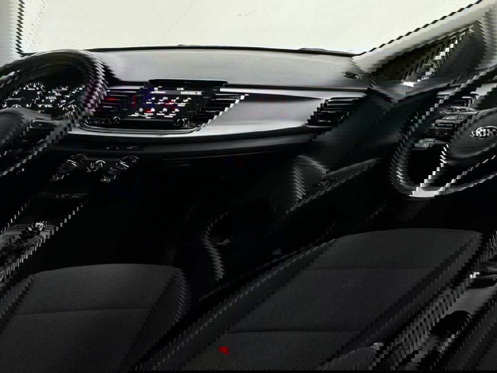 Kia Rio usata a Como (4)