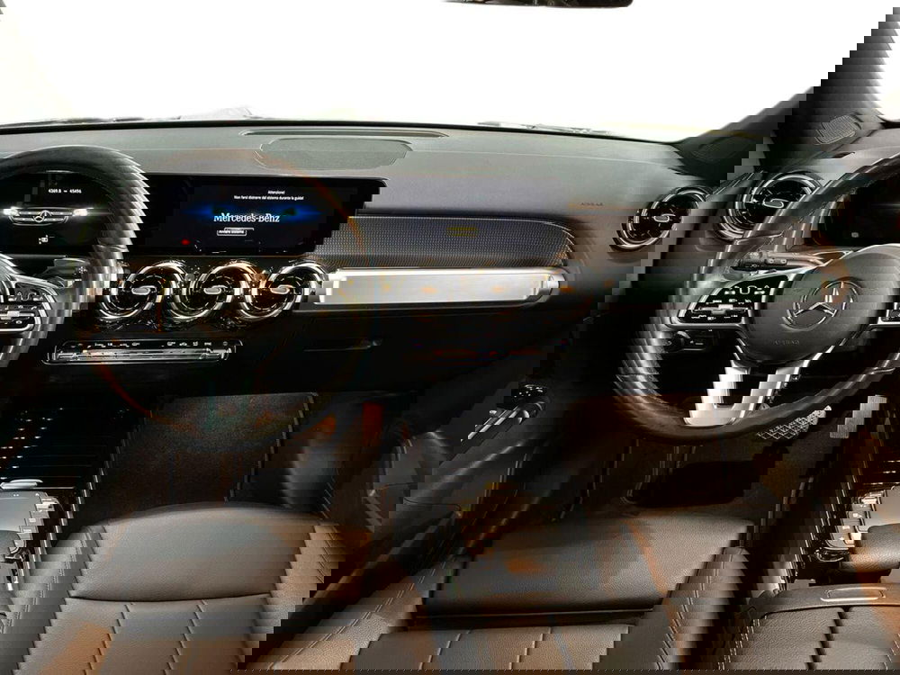 Mercedes-Benz GLB usata a Bari (8)