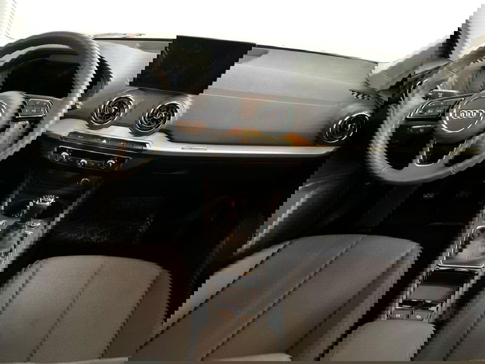 Audi Q2 usata a Bari (8)