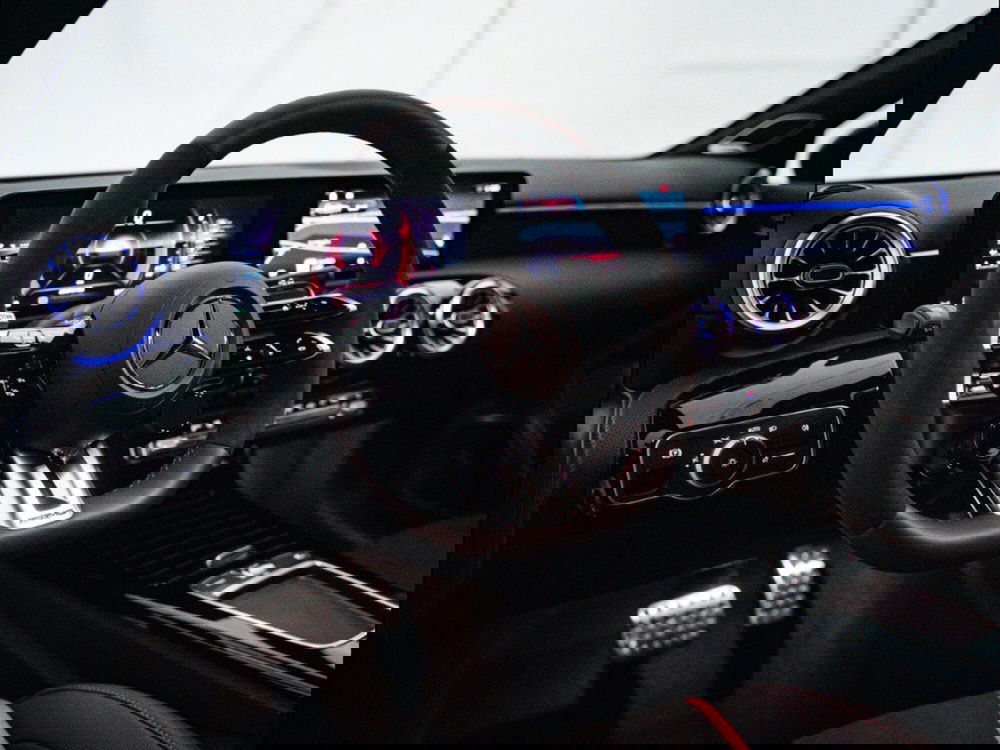 Mercedes-Benz Classe A nuova a Macerata (14)