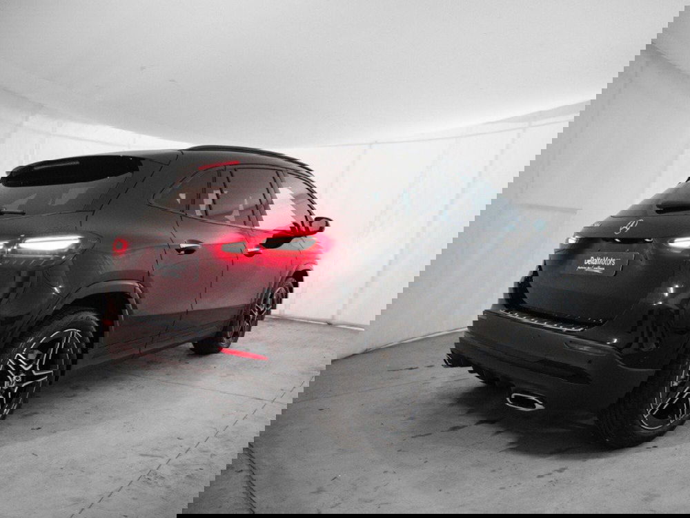 Mercedes-Benz GLA SUV nuova a Macerata (4)