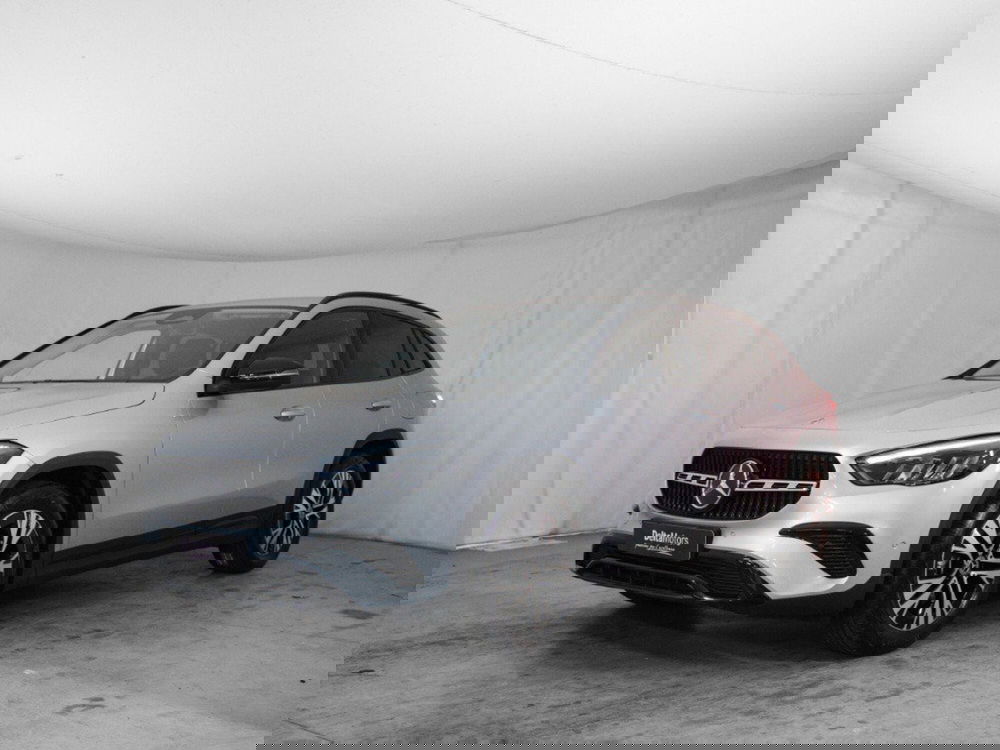 Mercedes-Benz GLA SUV nuova a Macerata