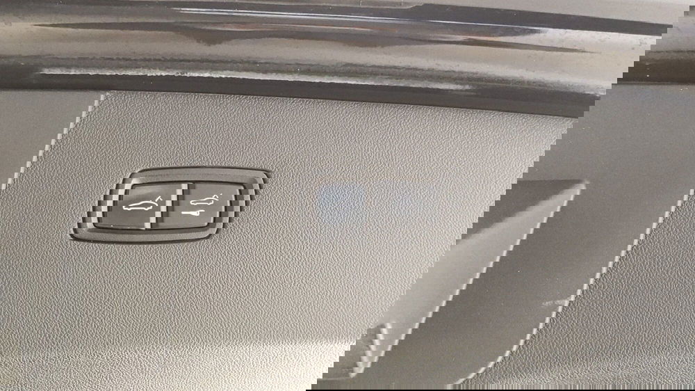 Porsche Cayenne Coupé usata a Avellino (18)