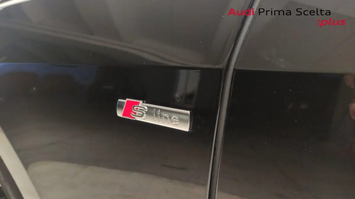 Audi A8 usata a Avellino (12)