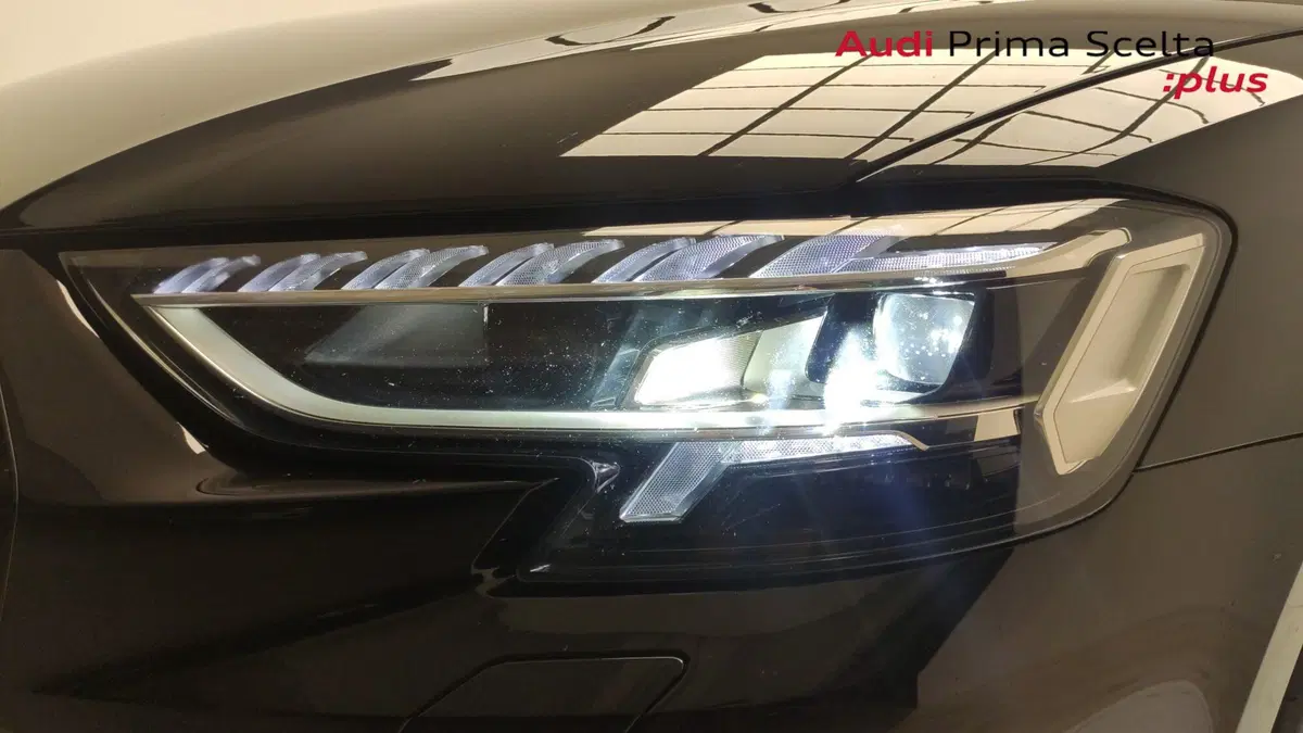 Audi A8 usata a Avellino (9)