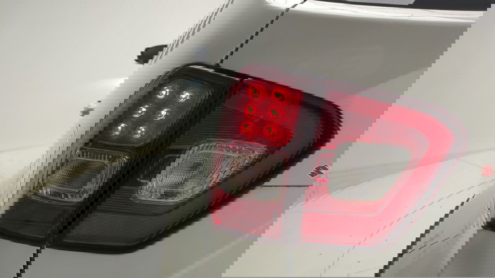 Suzuki Ignis usata a Avellino (13)