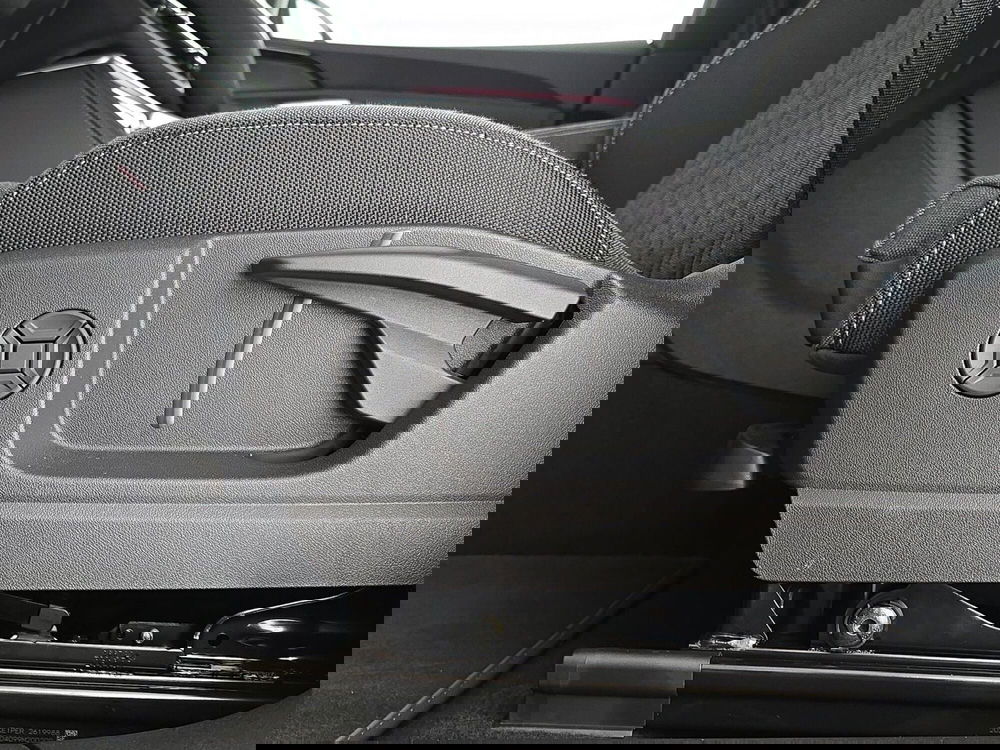 Audi Q5 Sportback nuova a Asti (18)