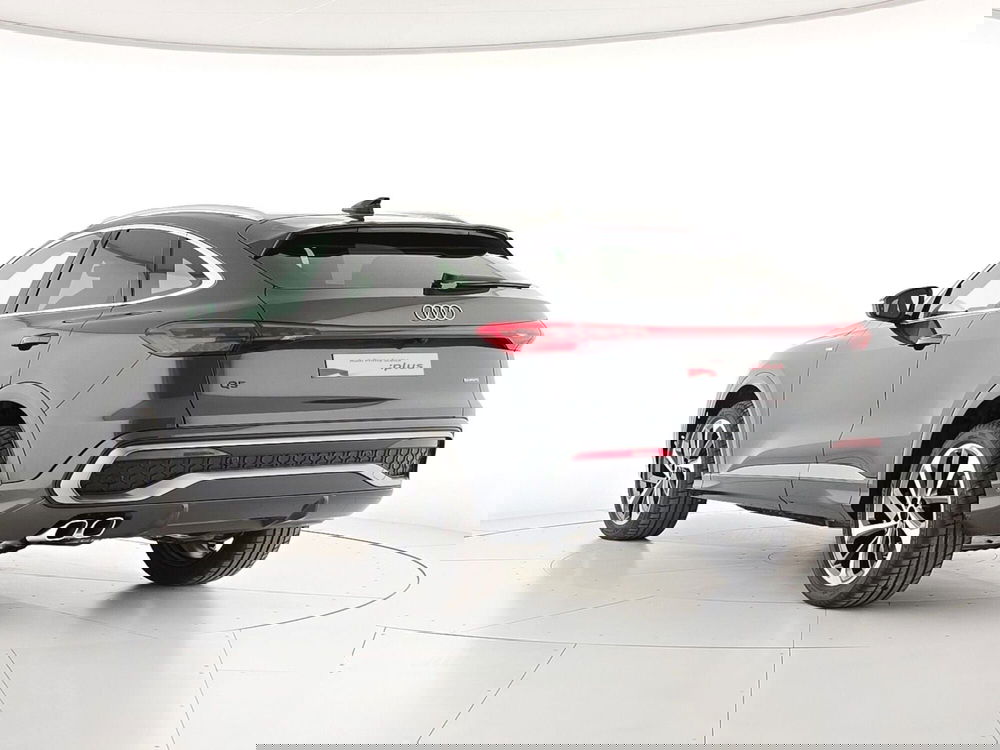 Audi Q5 Sportback nuova a Asti (4)