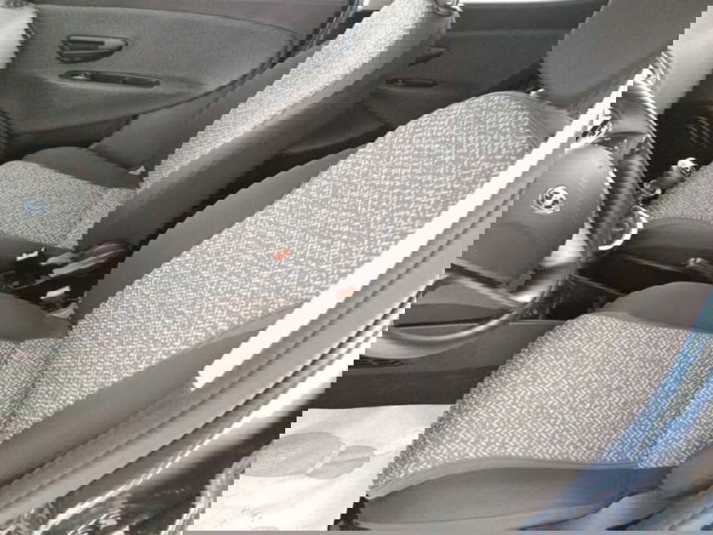 Lancia Ypsilon usata a Treviso (11)