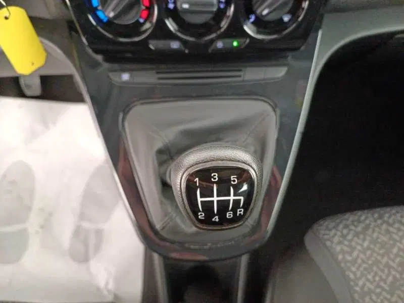Lancia Ypsilon usata a Treviso (17)