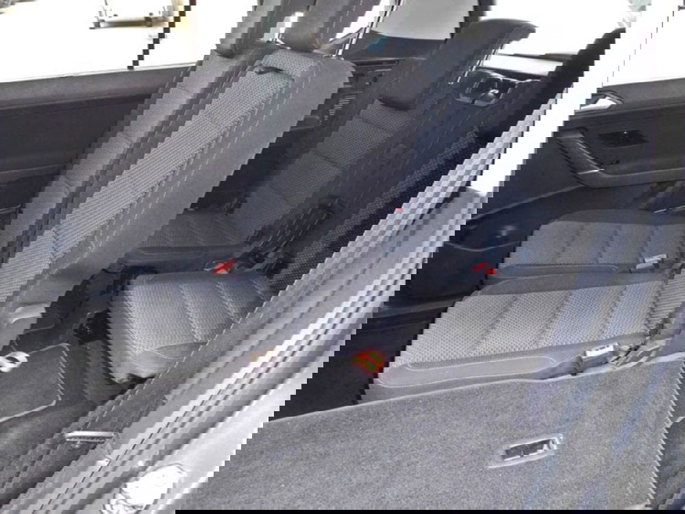 Volkswagen Touran usata a Rimini (13)