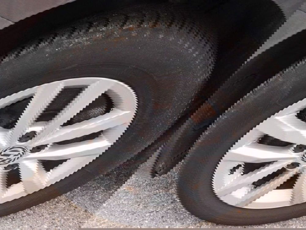 Volkswagen Touran usata a Rimini (15)