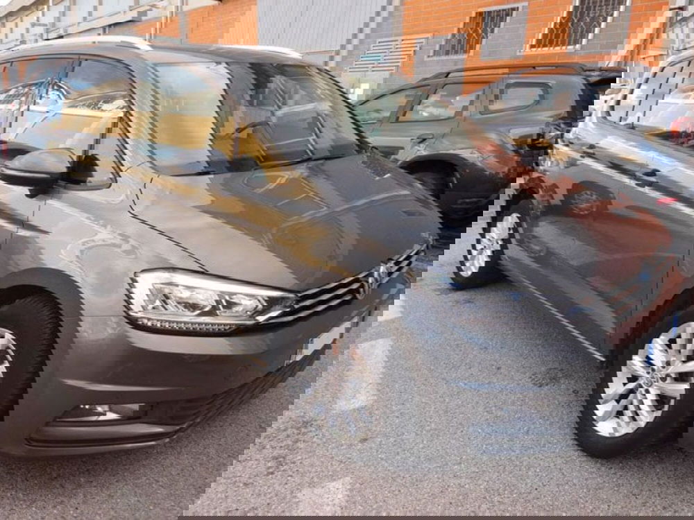 Volkswagen Touran usata a Rimini (2)