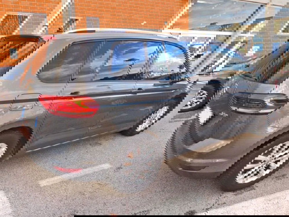 Volkswagen Touran usata a Rimini (3)