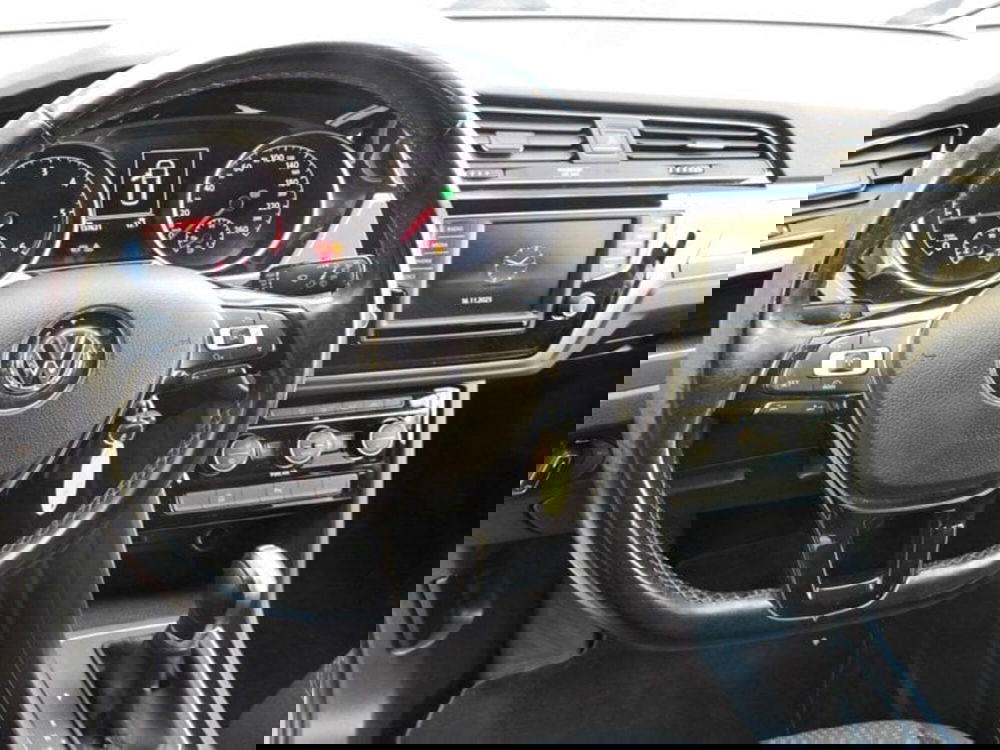 Volkswagen Touran usata a Rimini (7)