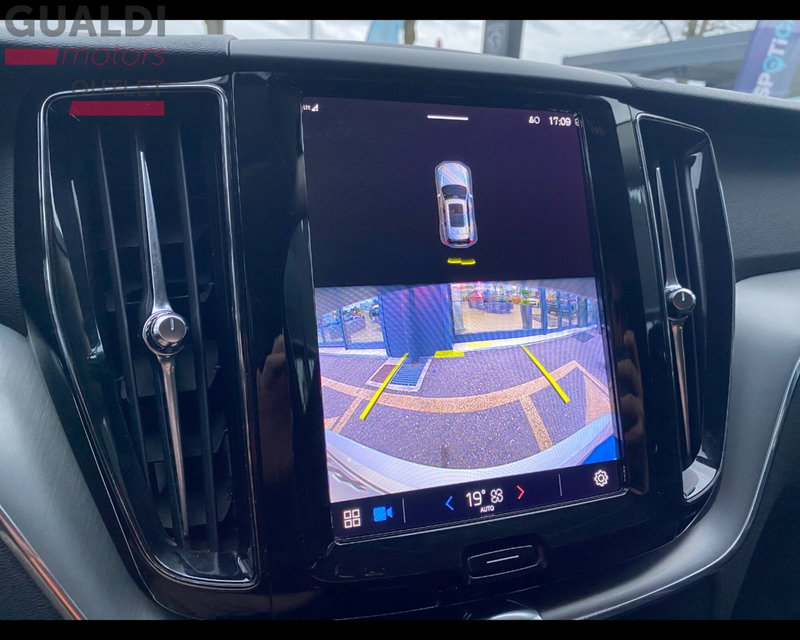 Volvo XC60 usata a Modena (7)