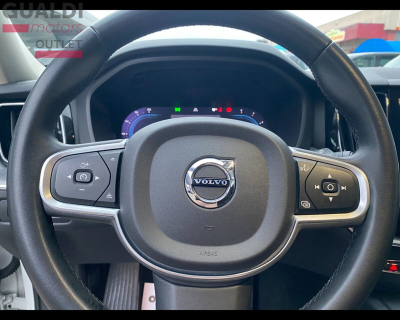 Volvo XC60 usata a Modena (9)