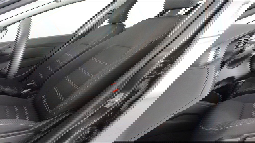 Dacia Duster usata a Palermo (11)