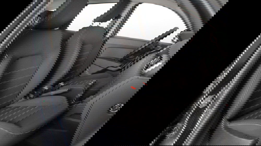 Dacia Duster usata a Palermo (6)