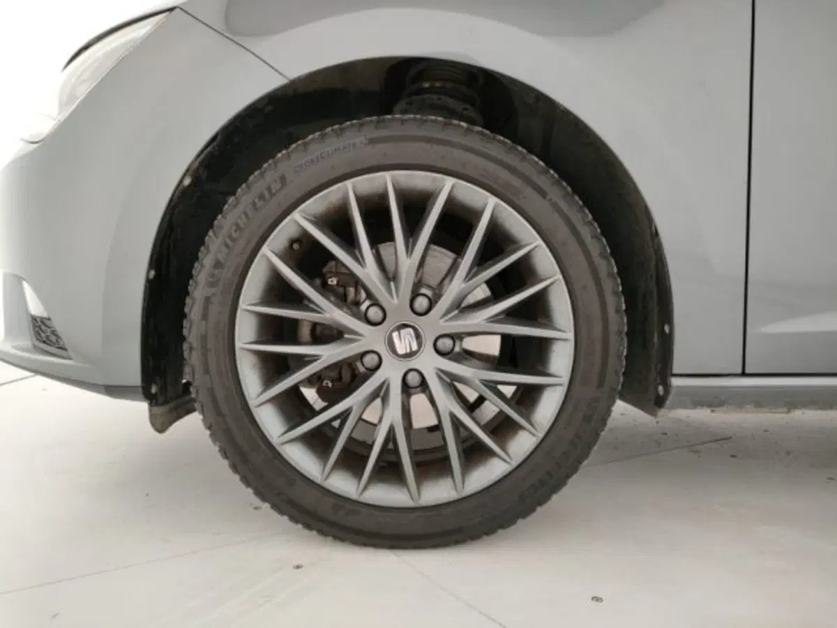 SEAT Leon usata a Modena (9)