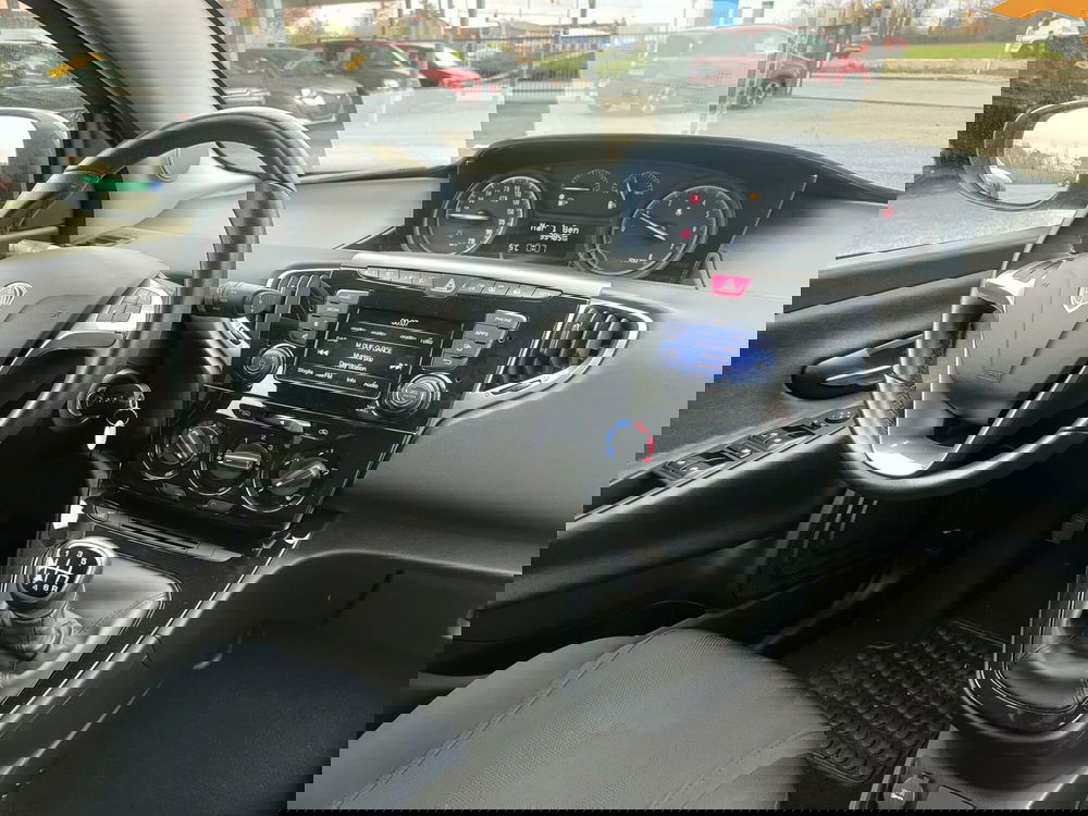 Lancia Ypsilon usata a Torino (17)