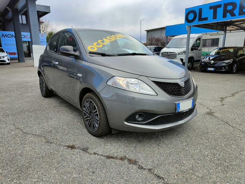 Lancia Ypsilon usata a Torino (2)