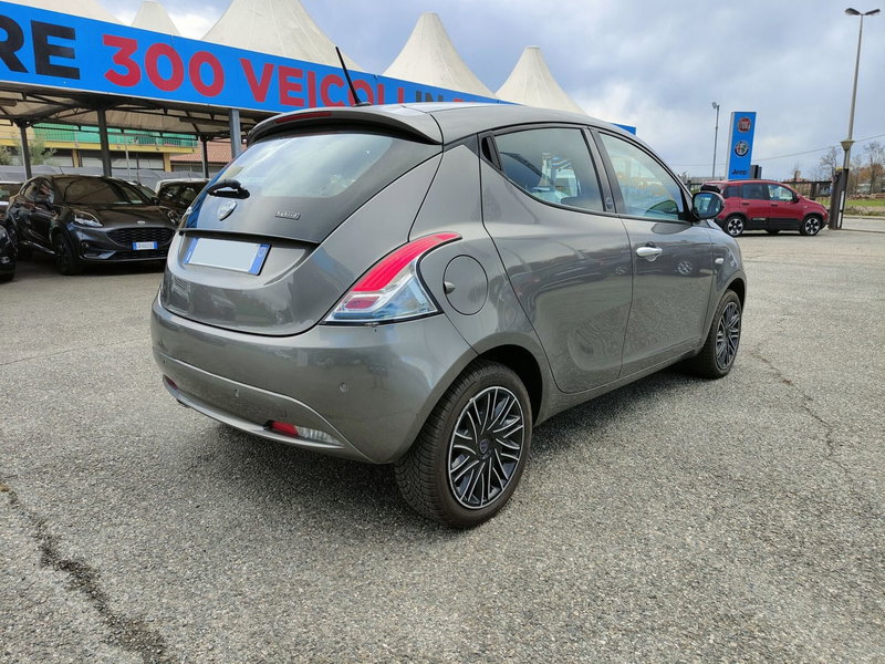 Lancia Ypsilon usata a Torino (4)