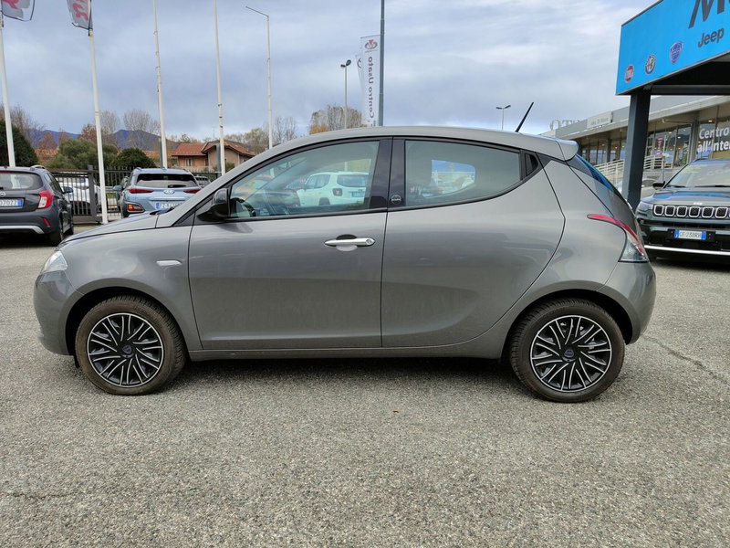 Lancia Ypsilon usata a Torino (6)